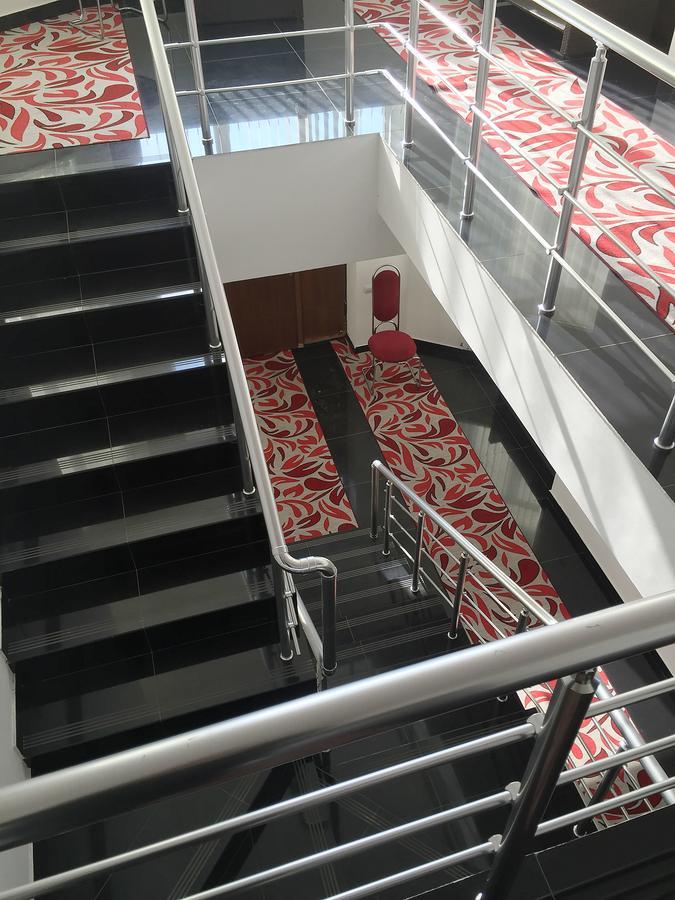 Ossanna Hotel Erywań Zewnętrze zdjęcie
